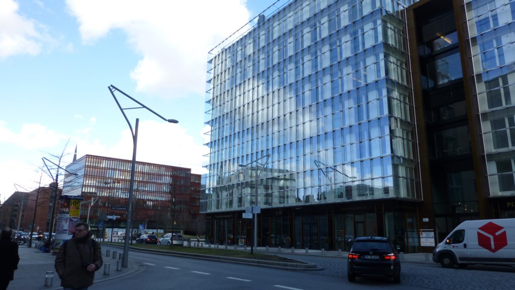 hafencity16.jpg