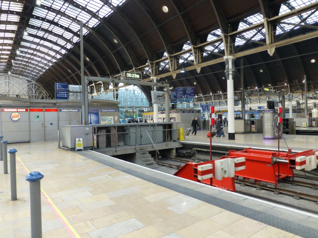 paddingtonrailwaystation4.jpg