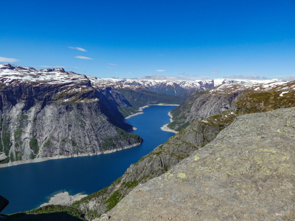 trolltunga35.jpg