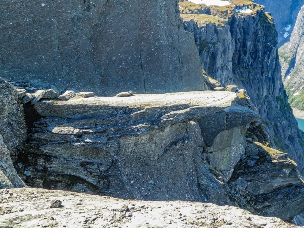 trolltunga41.jpg