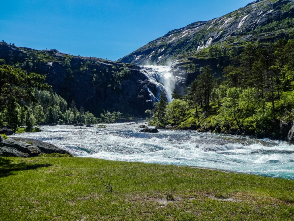 nykkjesoyfossen10.jpg