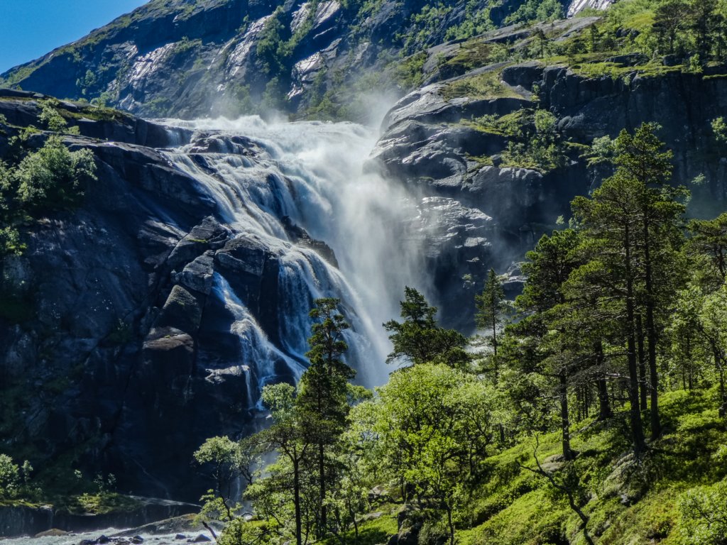 nykkjesoyfossen11.jpg