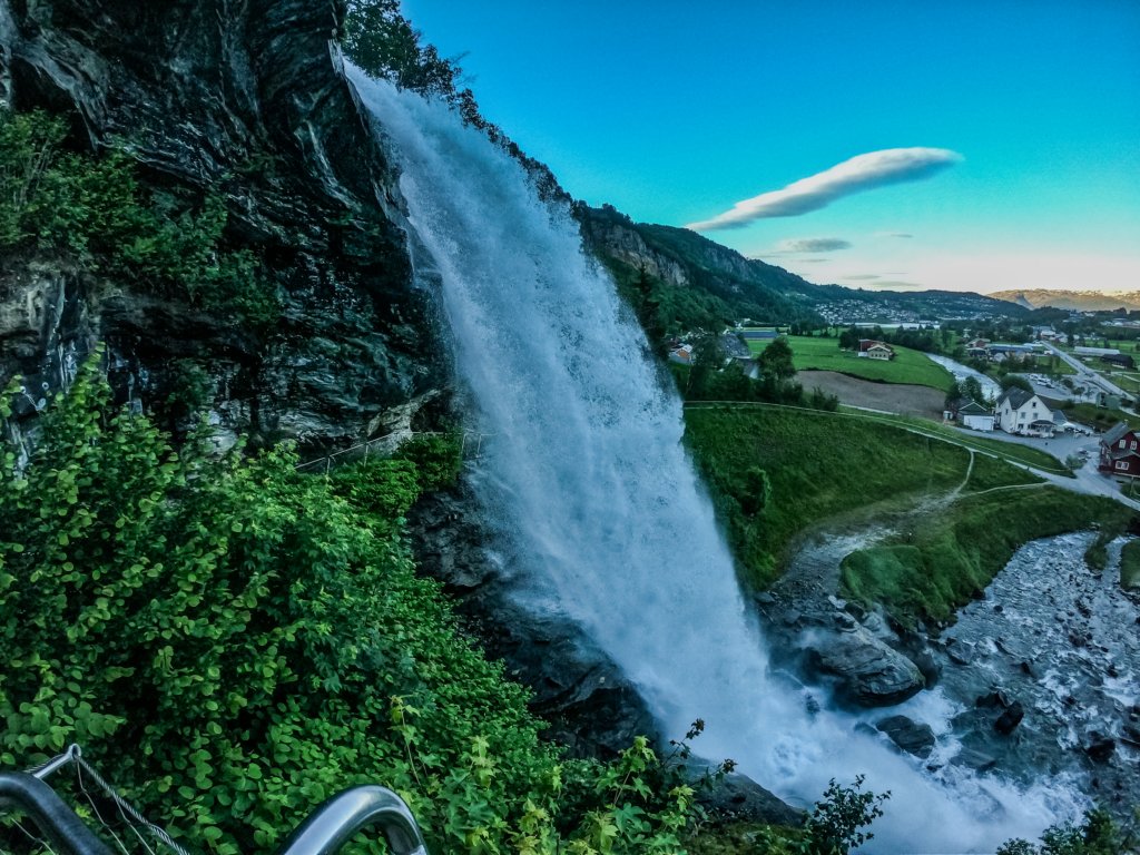 steinsdalsfossen8.jpg