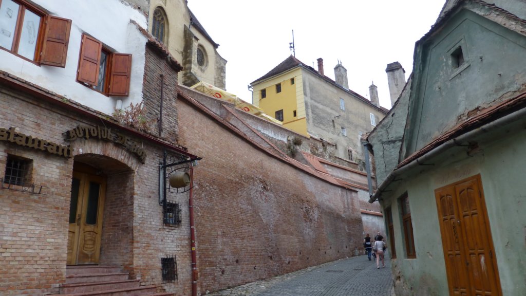 pasajulscarilorsibiu3.jpg